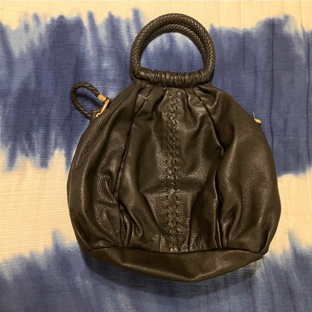 Black purse with multiple pockets